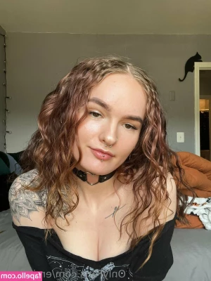 emilycici3 - Oh my god. 💦💦💦