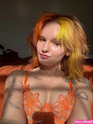 emilycici3 - Feets