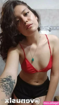 skyedgirl - Necesitas a alguien que cumpla tus deseos    Need someone to fulfill