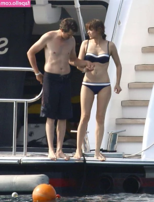  [ marion-cotillard ] - First post on here  Welcome fans  XOX