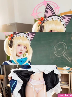 Mochimochi_nn [ mochimochi-nn ] - I'm bent over the couch like this.. what d you do next? ;) Tell me in