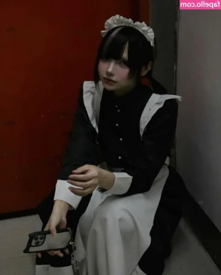 Mochimochi_nn [ mochimochi-nn ] - Sexy black nylons ❤️👣❤️