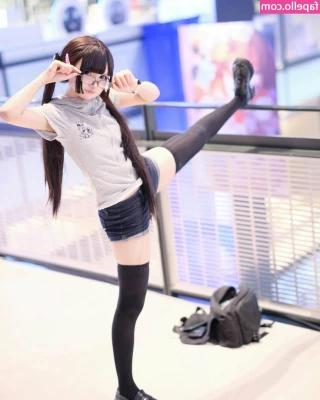 Mochimochi_nn [ mochimochi-nn ] - Feeling lonely here  I could really use someone s help to wash my back