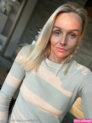 helen.de [ helen-de ] - Its short