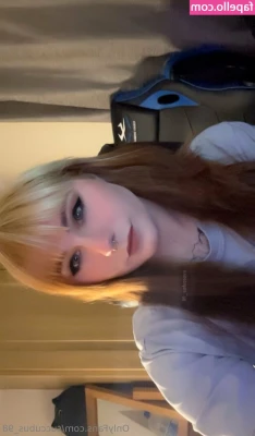 succubus_98 [ succubus-98 ] - Sneak out sexy in the house lol