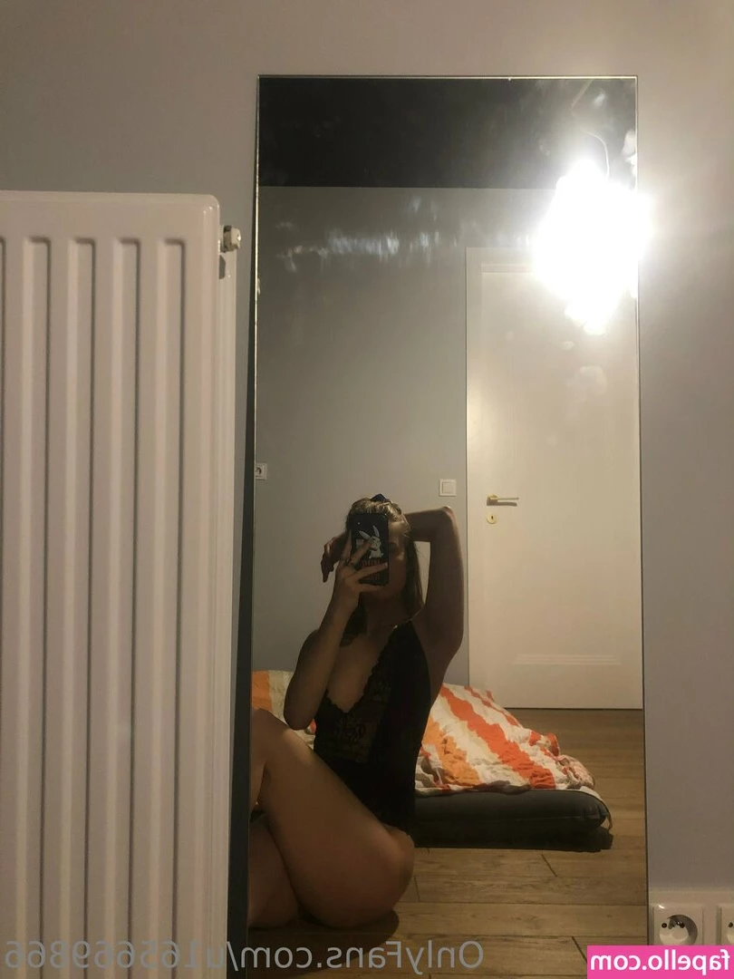 u165669866 - say good morning to your genitals for me  i can t suck on them rn but