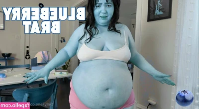 fatbratfreya - 💕 🤍💕 get up under this skirt baby 🫶🏾