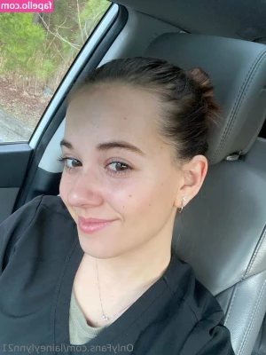 laineylynn21 - Pink boots ignore