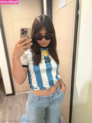 ailu.perez.ufc [ ailu-perez-ufc ] - Spank Lick or Bite ?