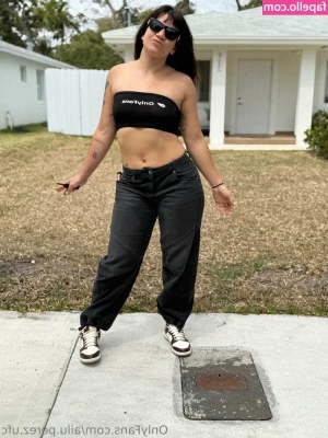 ailu.perez.ufc [ ailu-perez-ufc ] - Booty love