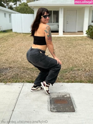 ailu.perez.ufc [ ailu-perez-ufc ] - mery022  Subscribe FREE and let s spend some time together    Dick
