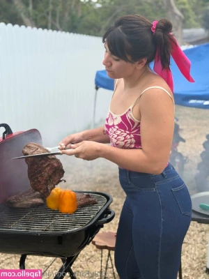 ailu.perez.ufc [ ailu-perez-ufc ] - Happy hump day