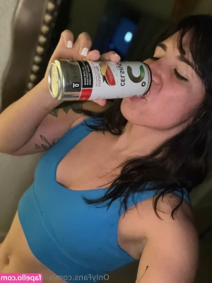 ailu.perez.ufc [ ailu-perez-ufc ] - thinking about making a comeback for hot girl summer