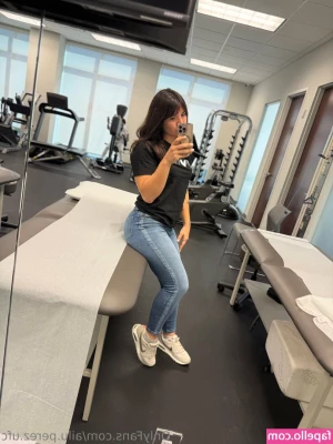 ailu.perez.ufc [ ailu-perez-ufc ] - Una gatita
