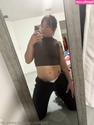 ailu.perez.ufc [ ailu-perez-ufc ] - My SOAP AND SUDS extended gallery is in your inboxes now for just $4