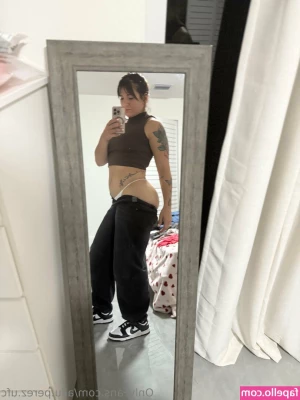 ailu.perez.ufc [ ailu-perez-ufc ] - Yeah I do most things with my titties out