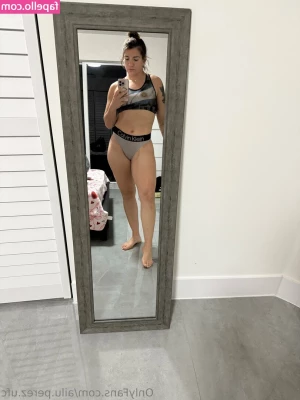 ailu.perez.ufc [ ailu-perez-ufc ] - Dog walking belly compilation