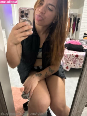 ailu.perez.ufc [ ailu-perez-ufc ] - How do you like this pedi ?