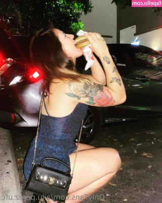 ailu.perez.ufc [ ailu-perez-ufc ] - nbsp   CINTHYARODRIGUEZ nbsp    I m horny and ready for you to cum
