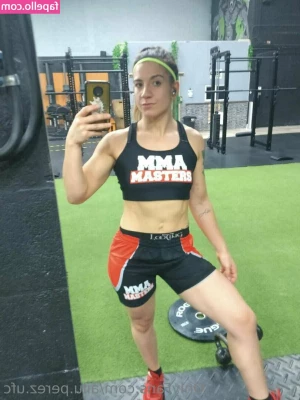 ailu.perez.ufc [ ailu-perez-ufc ] - My version of business casual 🥵🔥
