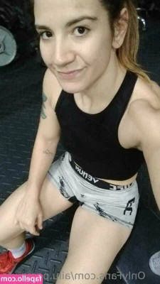 ailu.perez.ufc [ ailu-perez-ufc ] - What would you do if I invited you over for coffee and I bent over