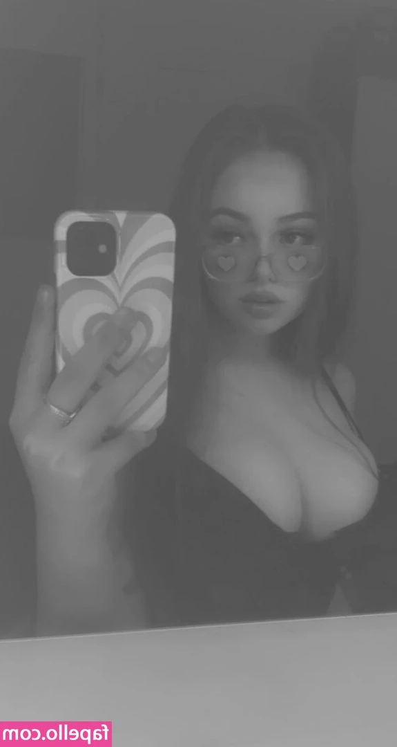 louiselaingx - Happening right now!