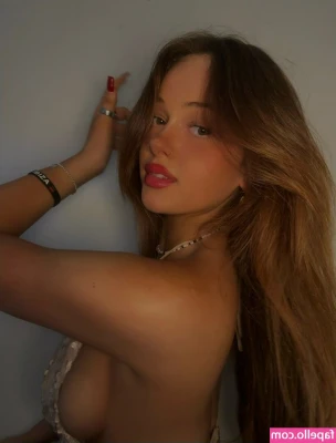 louiselaingx - It makes me so wet 😍