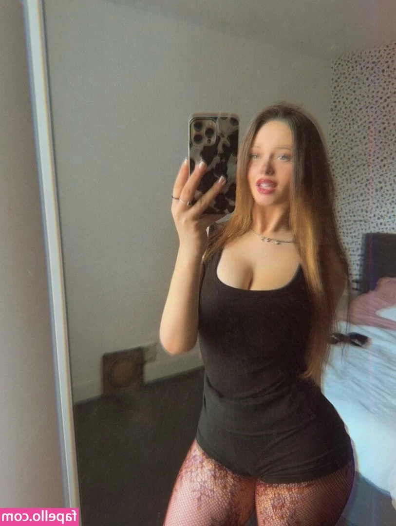 louiselaingx - Can I cream all over your dick baby?