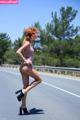 Marta Gromova [ marta-gromova ] - Behind the scenes   Mama s gonna be putting in overtime this week 