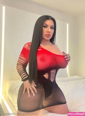 Zaragoxx [ zaragoxx-2 ] - Sl ve doing massag infront of many ppl in club   slavery