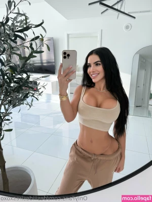desiiidesiresxoxo - Please follow me to get more custom content and videos   should I