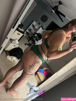 brookestonefree - Girlfriend Material - Pt 4  Let s make out or somethin