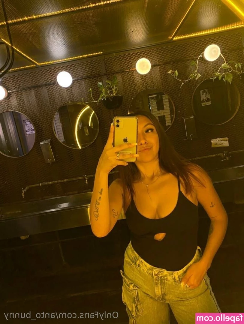 anto_bunny [ anto-bunny ] - I m bored   How s your day  honey  What are you doing right now