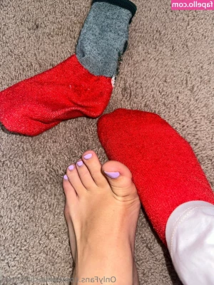 millieslittletoes - let me ride that cock papi🔥