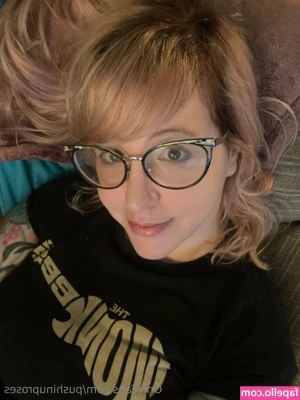PushingUpRoses - Someone had me in this position for a custom video and I thought it