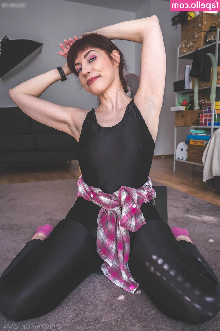 Mylene [ mylene-1 ] - Quick joi for my good boys