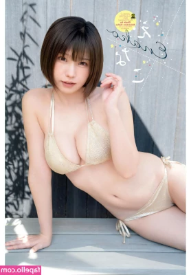Enako - I frequently enjoy the  view  when I walk past a mirror