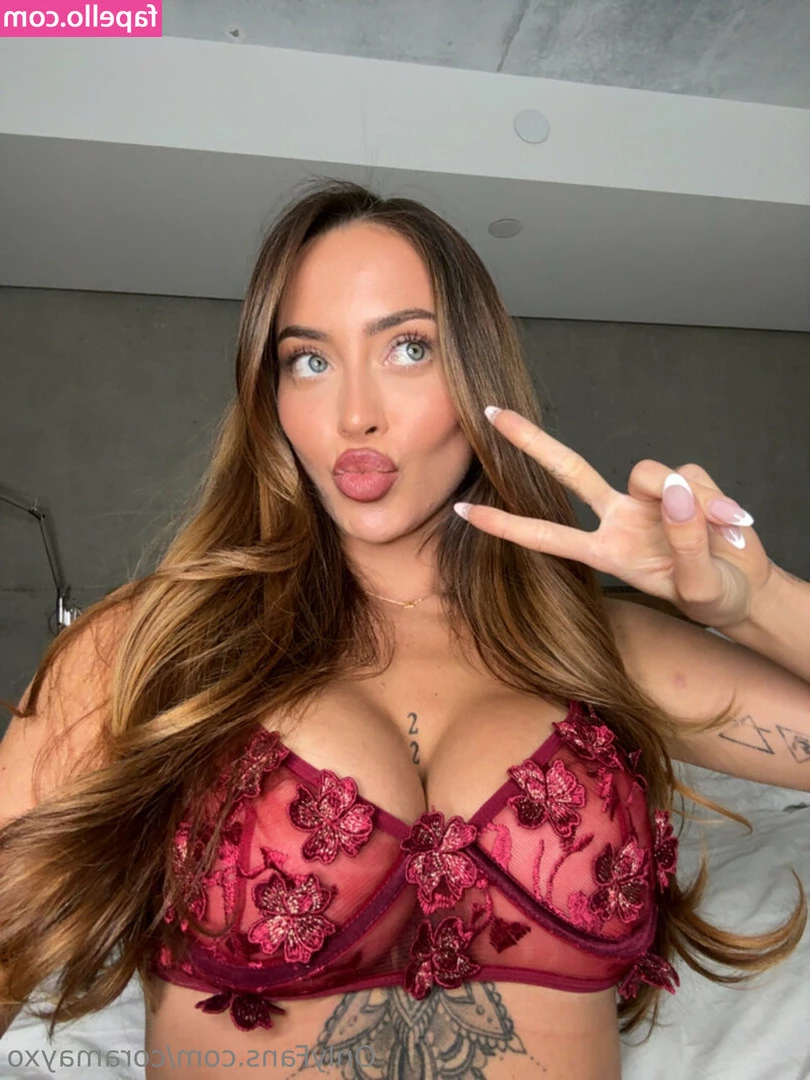 coramayxo [ coramayxo-4 ] - Miss you cute butts  Missin me at all   P  Think of me tonight before
