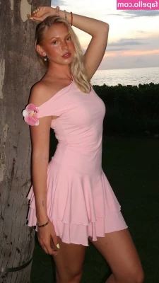 Jordyn Jones [ jordyn-jones-18 ] - Stretch my ass please