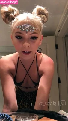 Jordyn Jones [ jordyn-jones-18 ] - Go to fitness  but this time I found a guy in compression and he