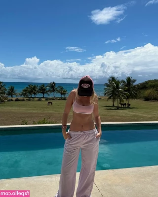 Jordyn Jones [ jordyn-jones-18 ] - Hi my gf has the prettiest pussy in the world  Thank you  amp  god