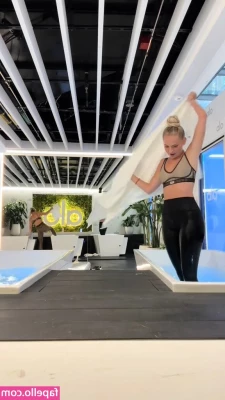 Jordyn Jones [ jordyn-jones-18 ] - je vous offre mes fesses... love love love
