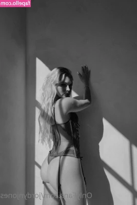Jordyn Jones [ jordyn-jones-18 ] - Hungry    Would love to get my ass eaten