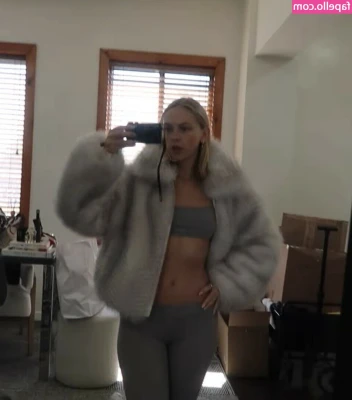 Jordyn Jones [ jordyn-jones-18 ] - BJ tease 🤭