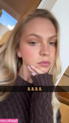 Jordyn Jones [ jordyn-jones-18 ] - Just got done at doctor. No lifting anything with it for a long time