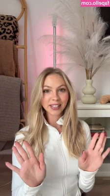 Jordyn Jones [ jordyn-jones-18 ] - Will you join me in here?