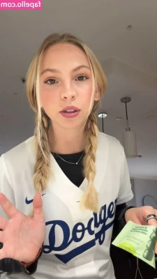 Jordyn Jones [ jordyn-jones-18 ] - here let me spread them for you