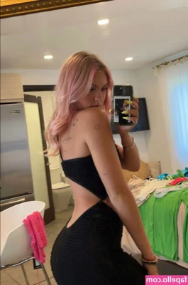 Jordyn Jones [ jordyn-jones-18 ] - Can i bounce on your dick??