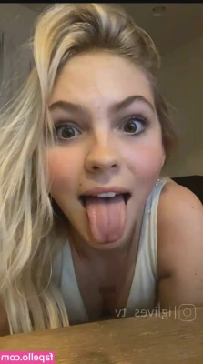 Jordyn Jones [ jordyn-jones-18 ] - Yanfei is so cute I wanna built her like lv.90 lol