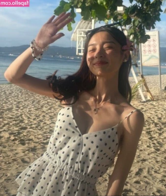 Nayoung Kim [ nayoung-kim ] - Such a good pet! All locked up, nice and tight in your collar. Do you